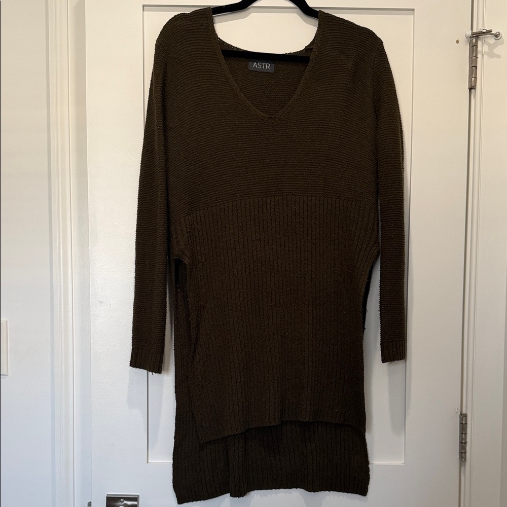 ASTR Olive V-Neck Ribbed Sweater Dress